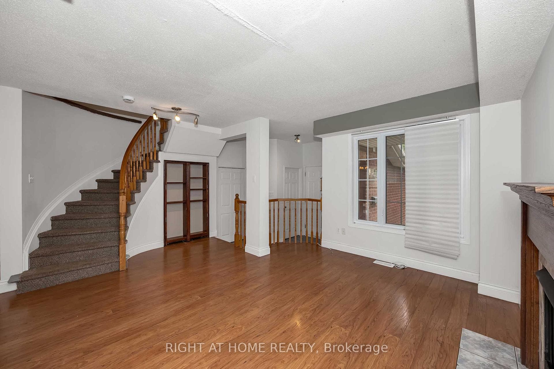 1 Kincardine Drive photo 8