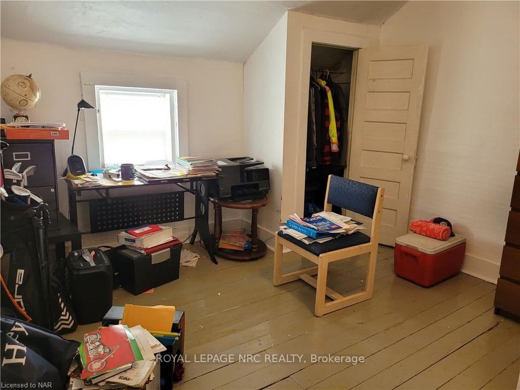 11 ALBINA Street photo 21