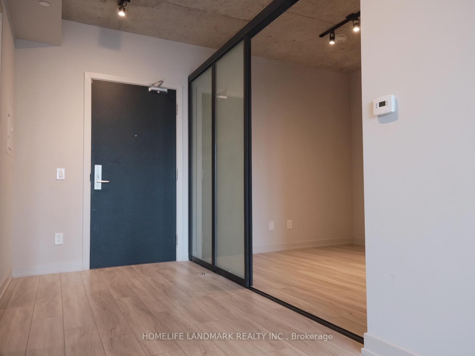 458 Richmond Street Unit 1304 photo 1