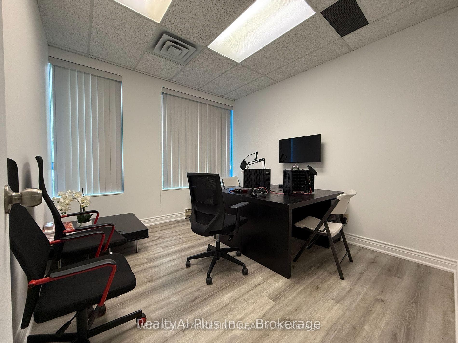 275 Renfrew Drive Unit 201 photo 4