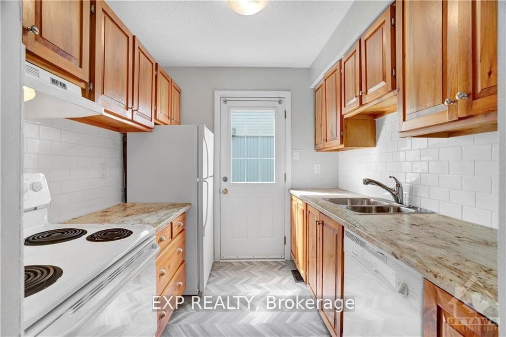 20 FORESTER Crescent Unit C photo 17
