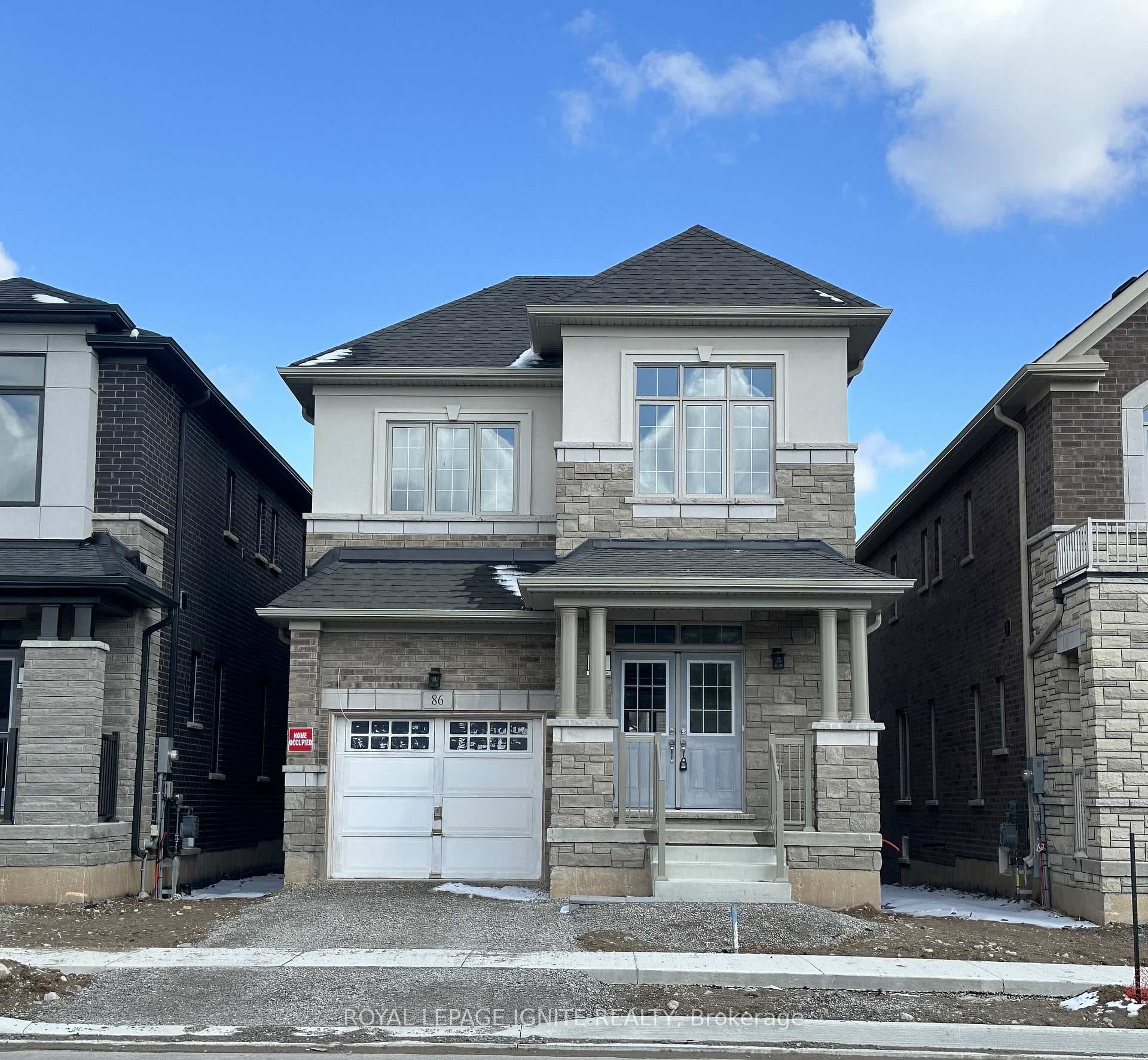 86 Attwater Drive photo 1