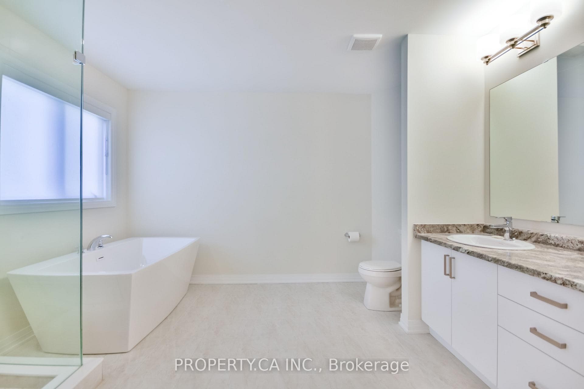 3152 Searidge Street photo 27