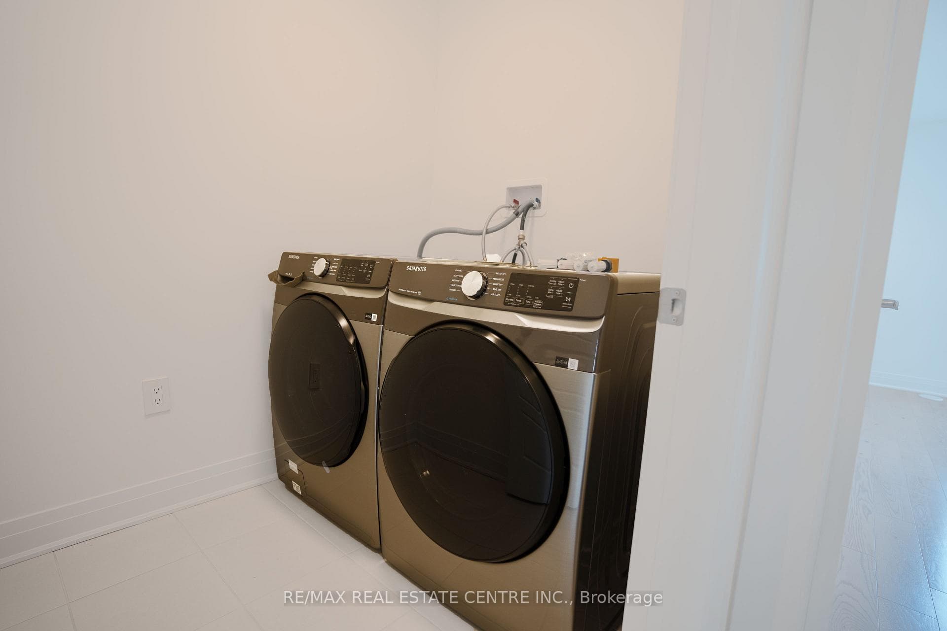 4031 Saida Street photo 30