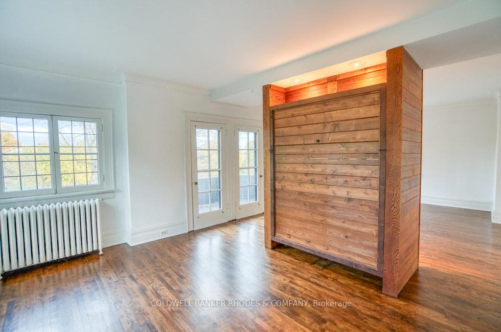 Den with murphy bed