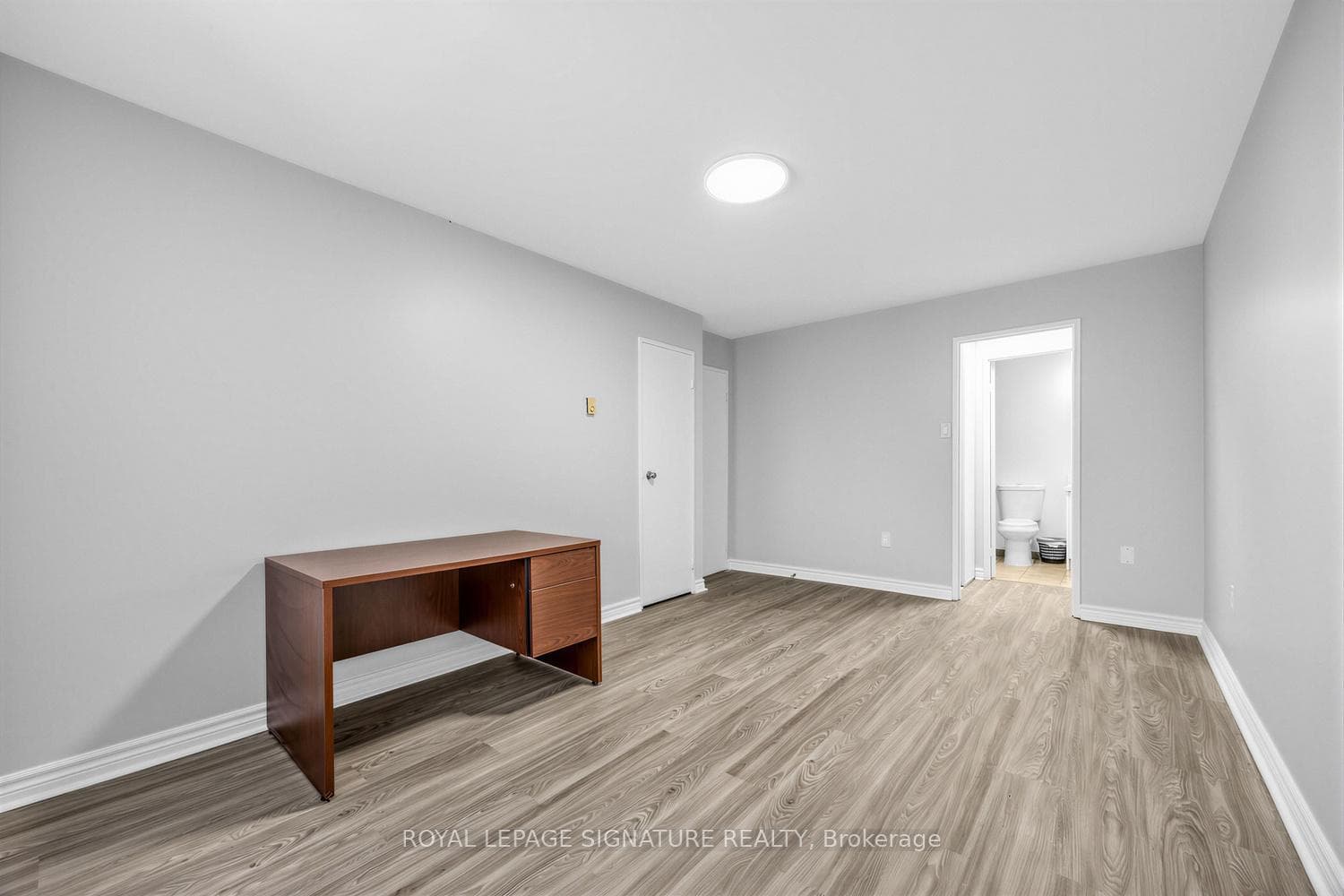 100 Mornelle Court Unit 1097 photo 3