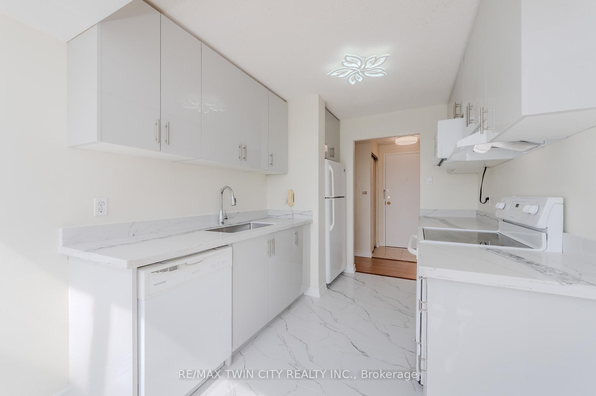 30 Blue Springs Drive Unit PH15 photo 11