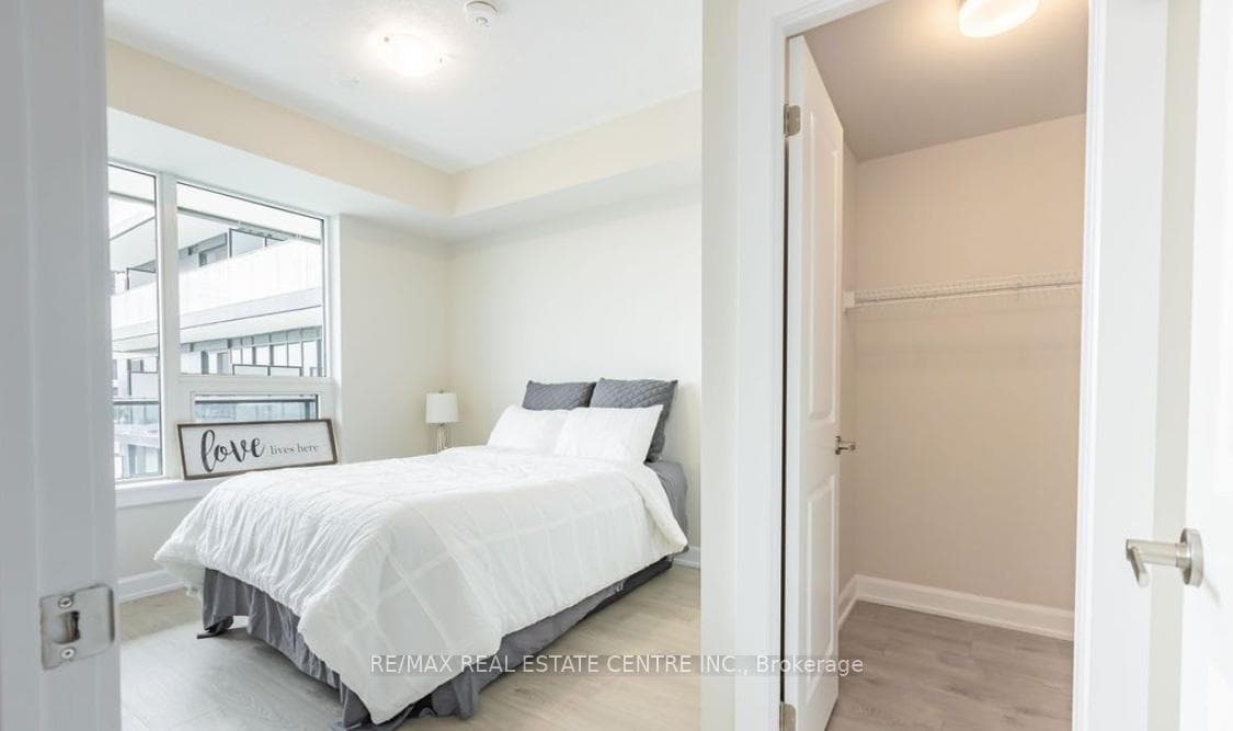3220 William Coltson Avenue Unit 1018 photo 15