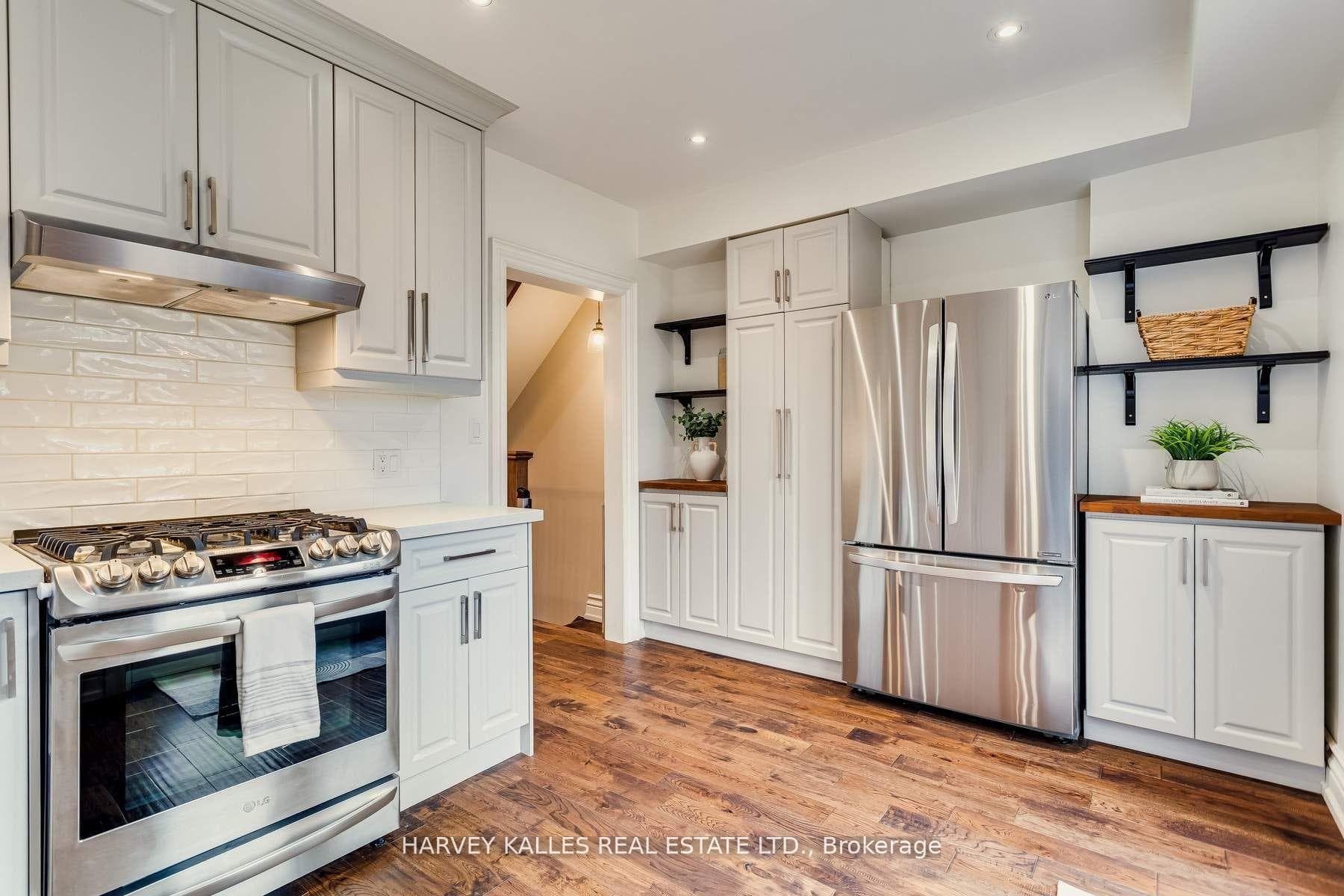 102 Woodmount Avenue photo 17