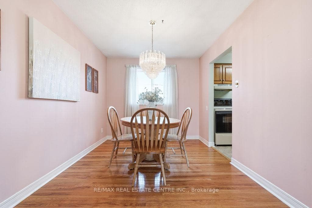 633 Birch Street photo 8
