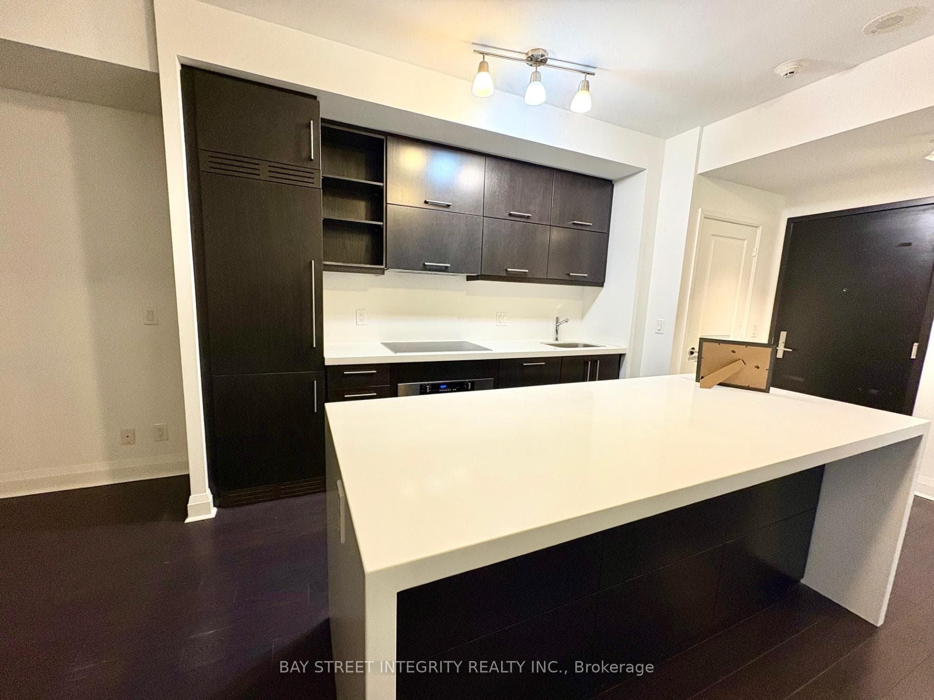 1080 Bay Street Unit 2906 photo 7