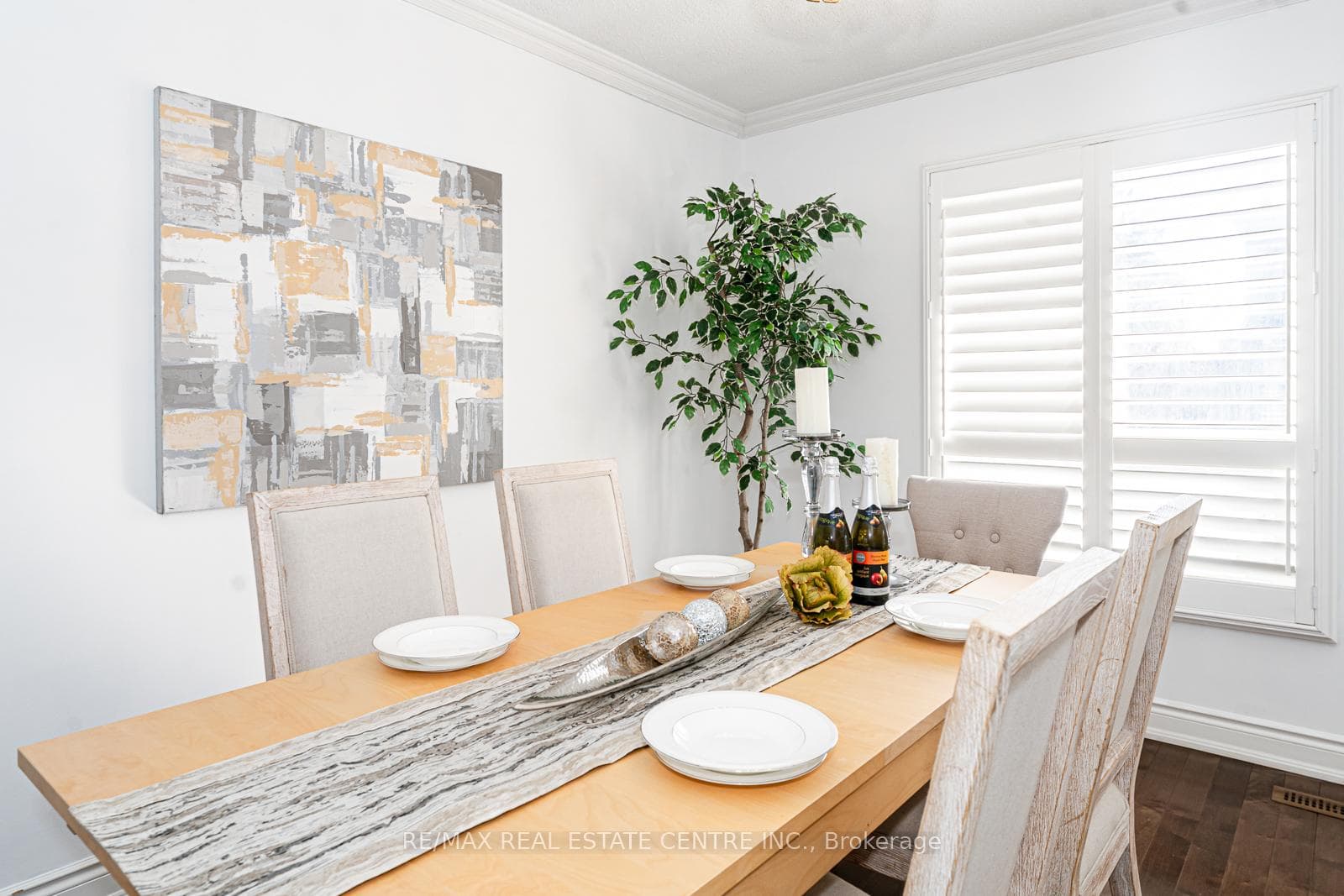 3248 Dovetail Mews photo 7