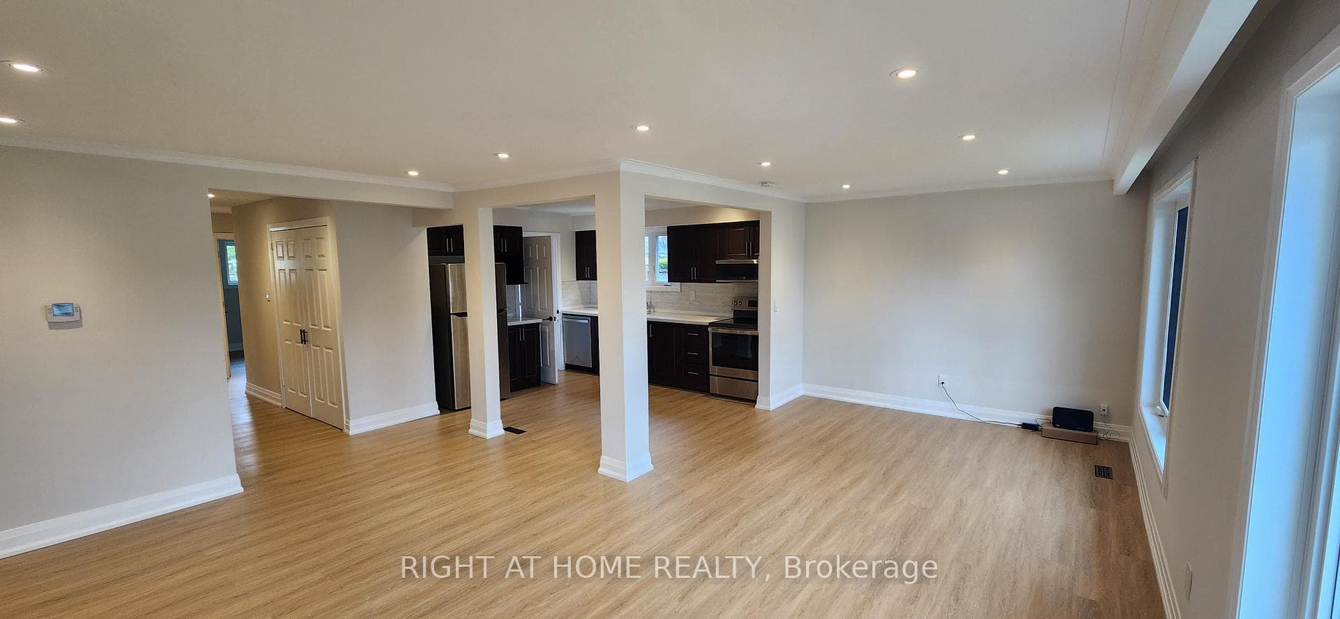 351 Glenrose Road Unit Main photo 5