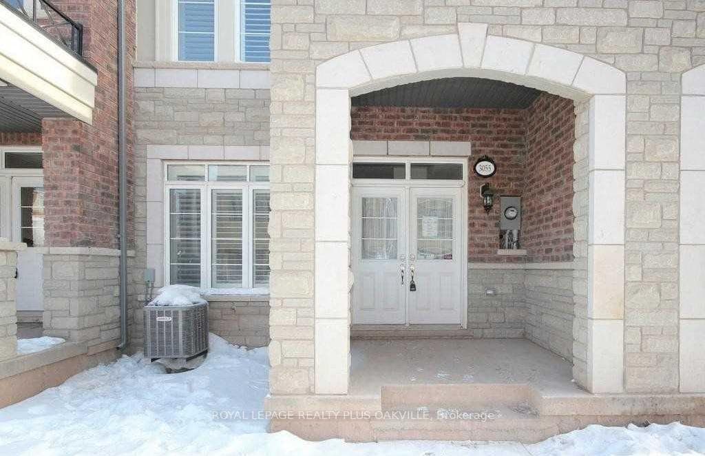 3055 Preserve Drive photo 2