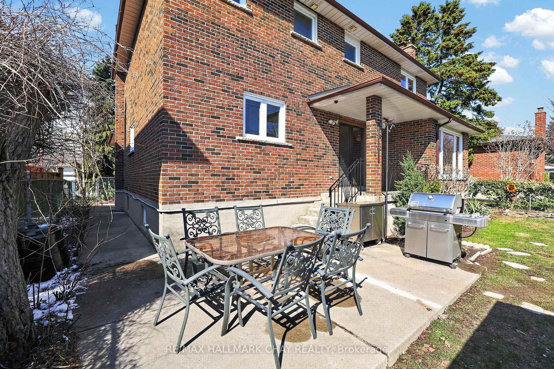 45 Beamsville Drive photo 42