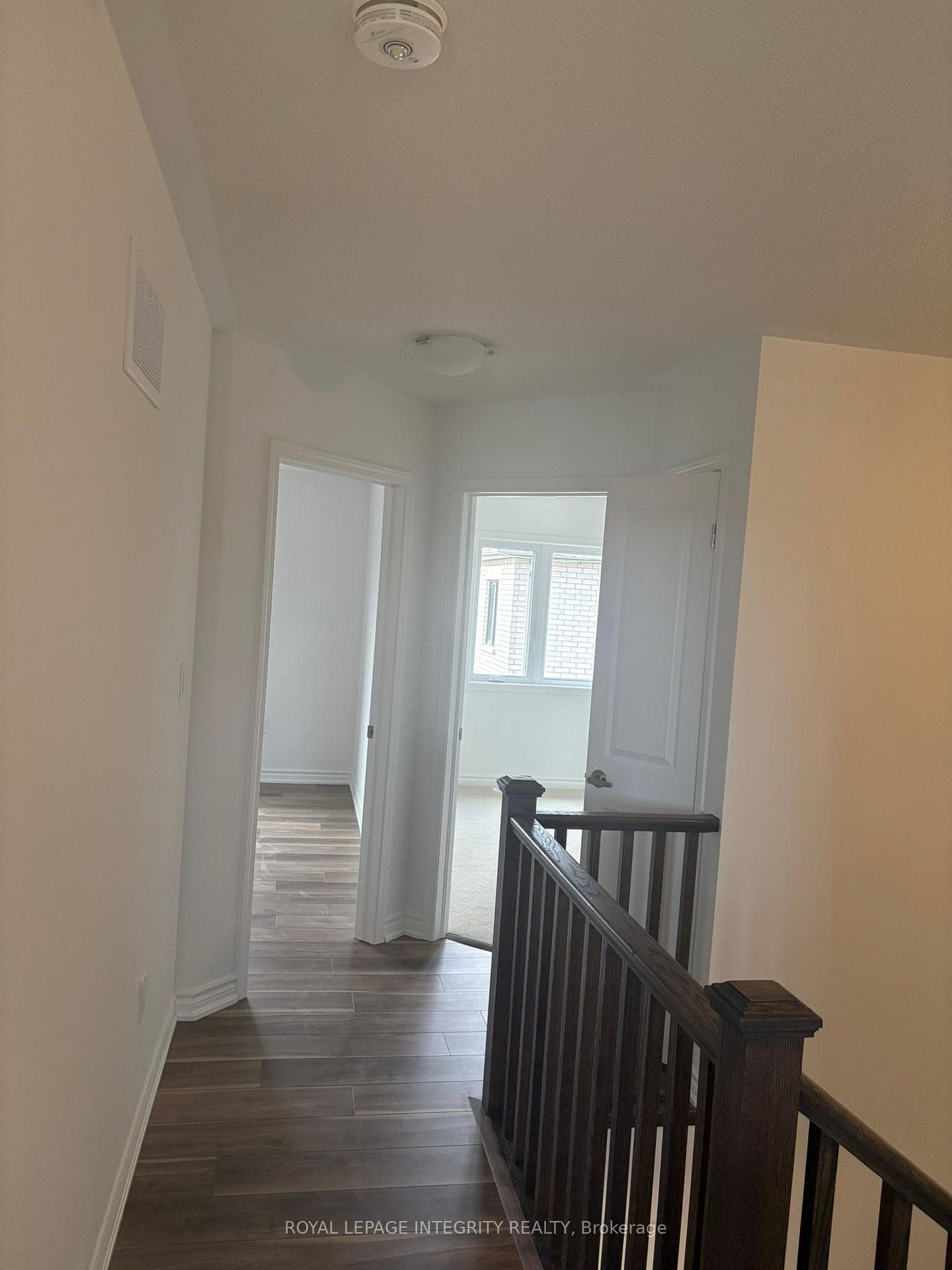 228 Greer Street photo 9