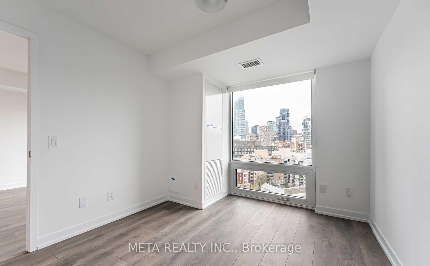 219 Dundas Street Unit 2011 photo 15