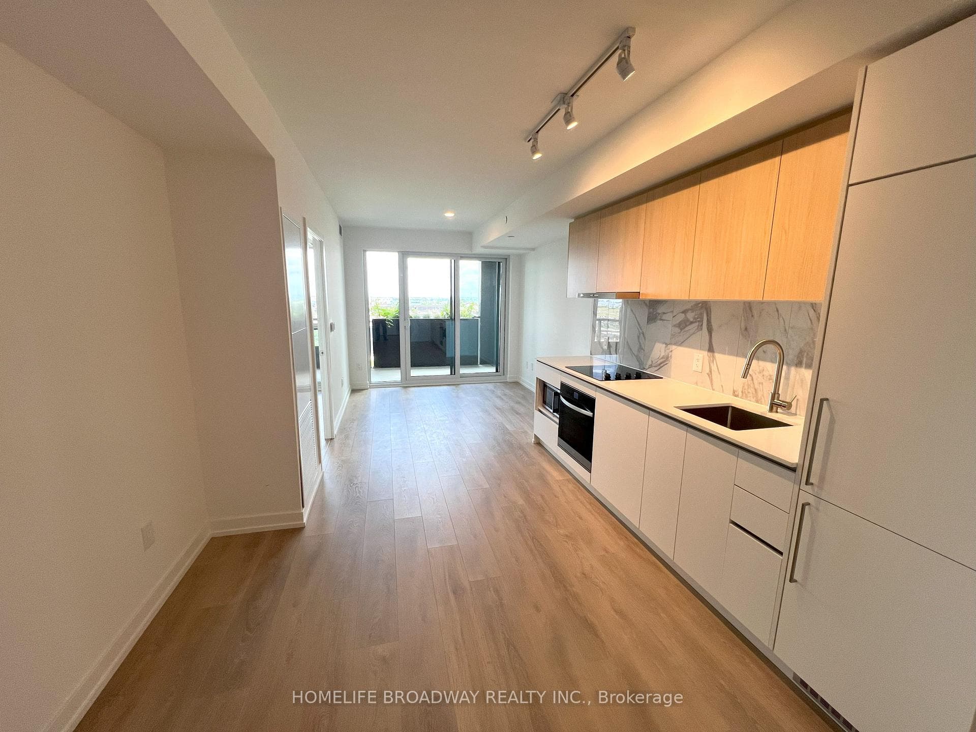 1100 Sheppard Avenue Unit 716 photo 2