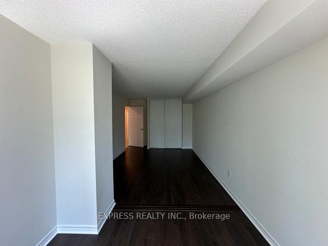 942 Yonge Street Unit 221 photo 6