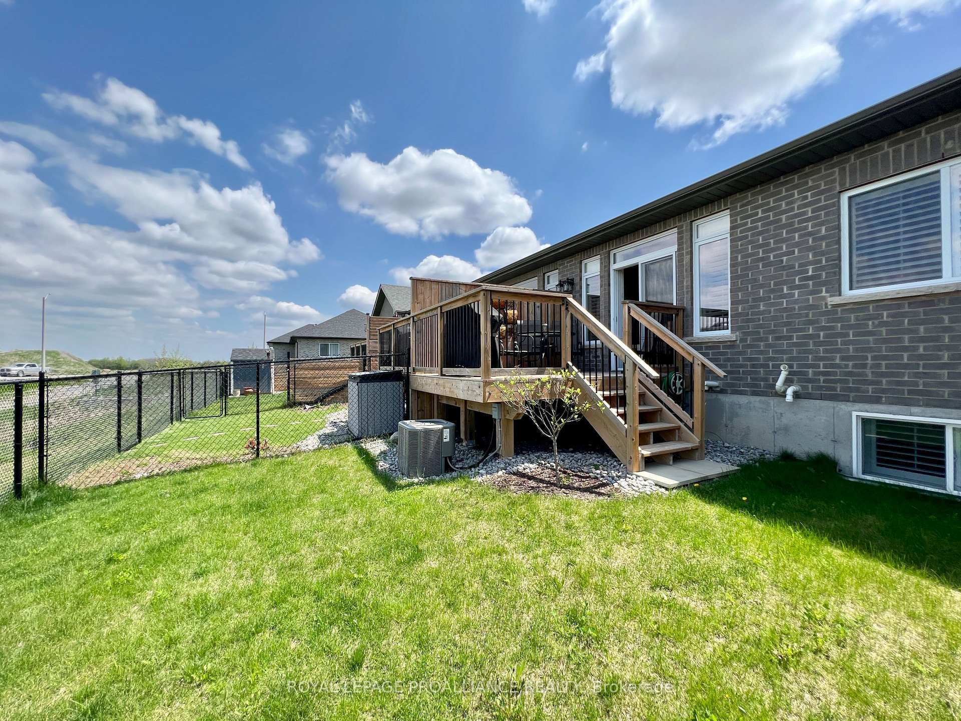 41 Virginia Crescent photo 30