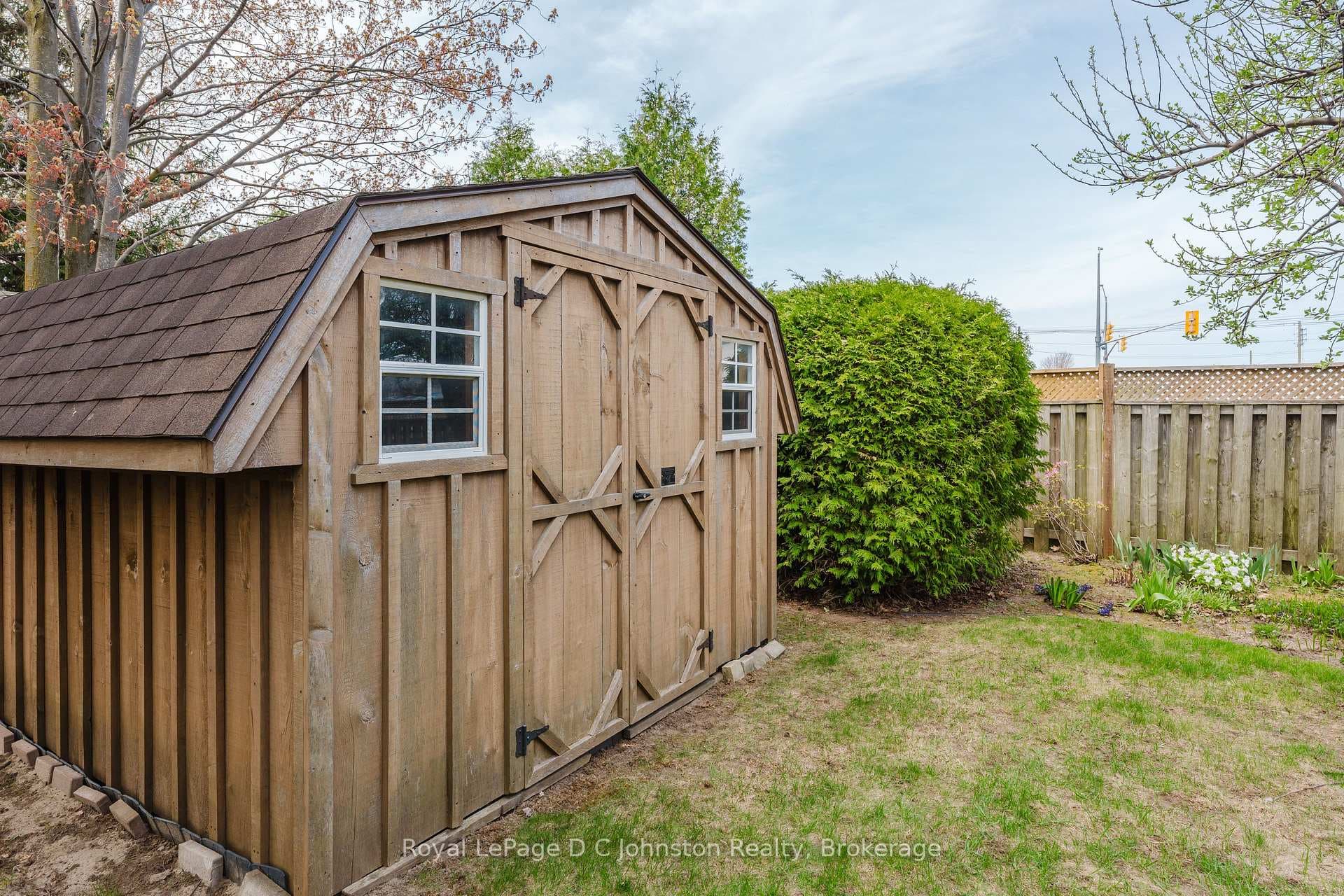 1010 Bricker Street photo 38