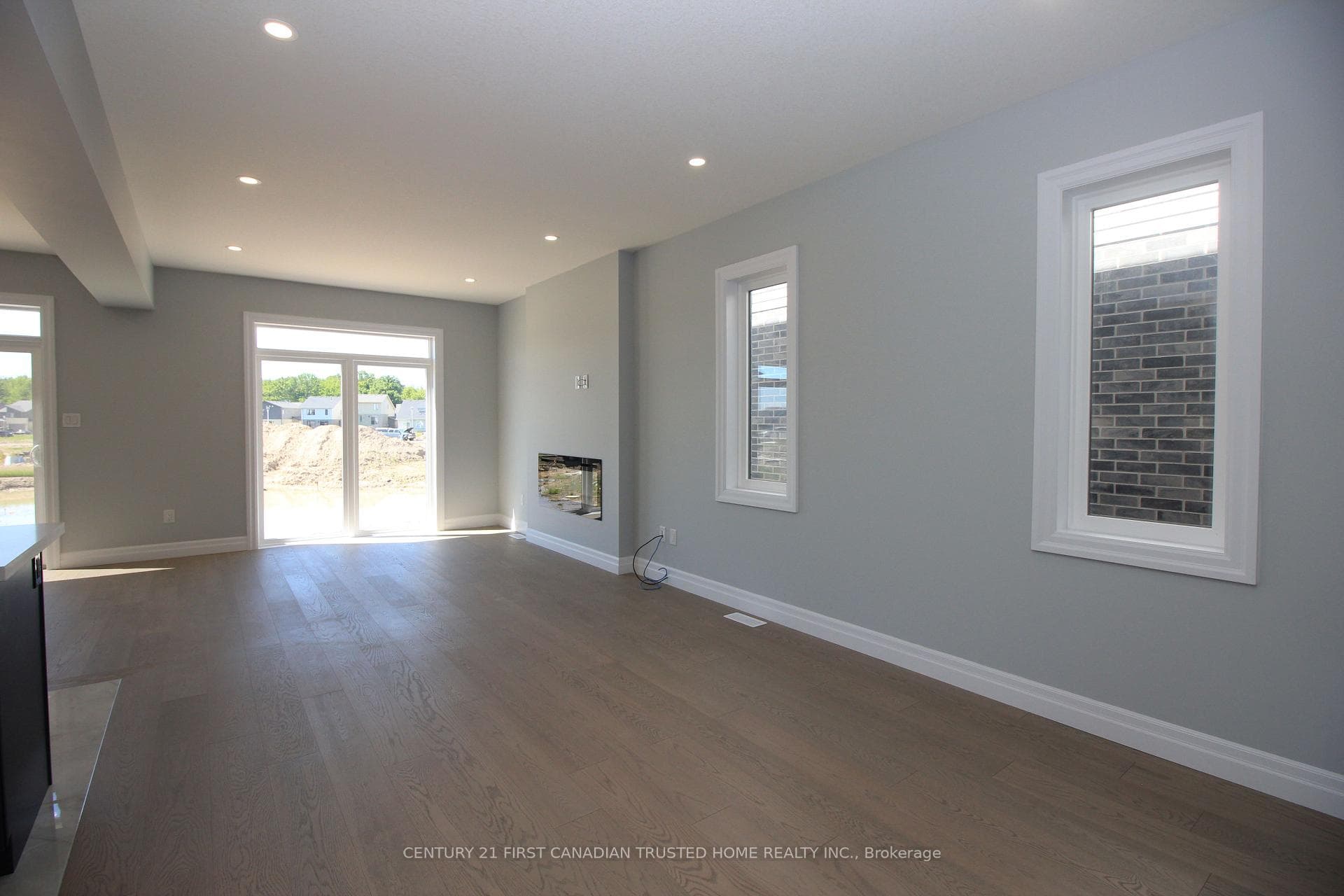 1069 KARENANA Road Unit UPPER photo 7