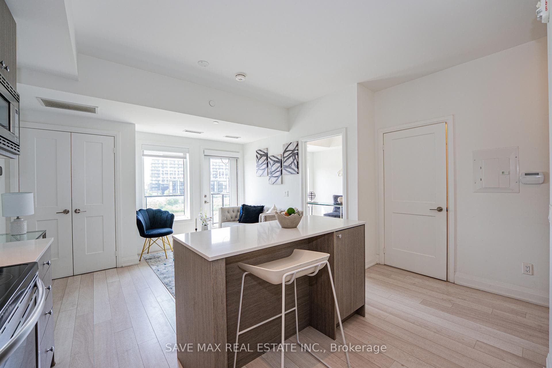 155 Downsview Park Boulevard Unit 215 photo 8