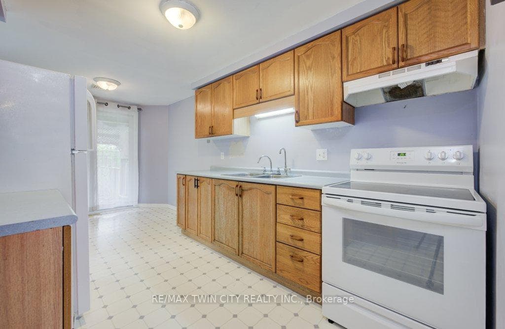 251 Auburn Drive photo 11
