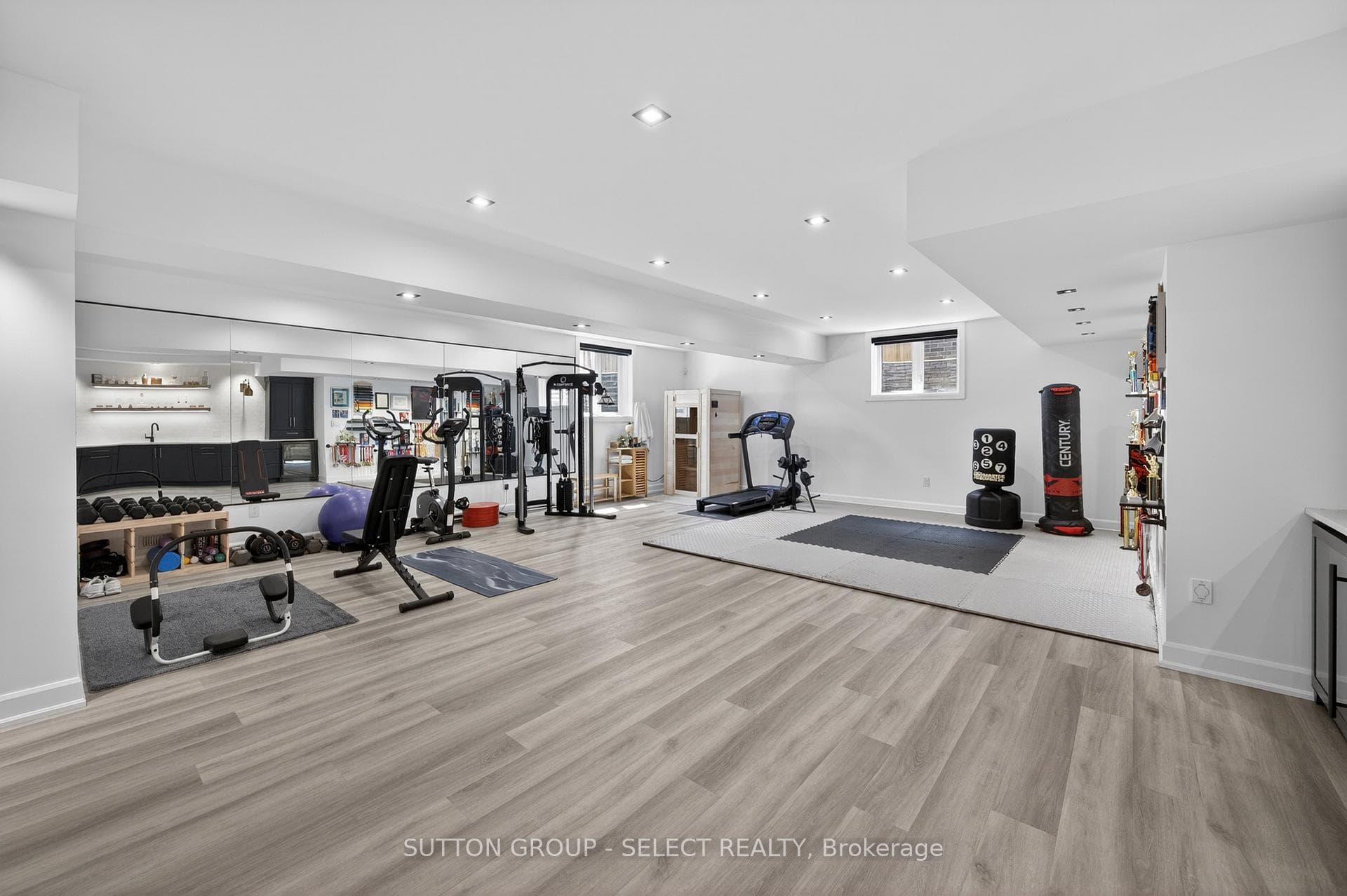 Lower huge gym
