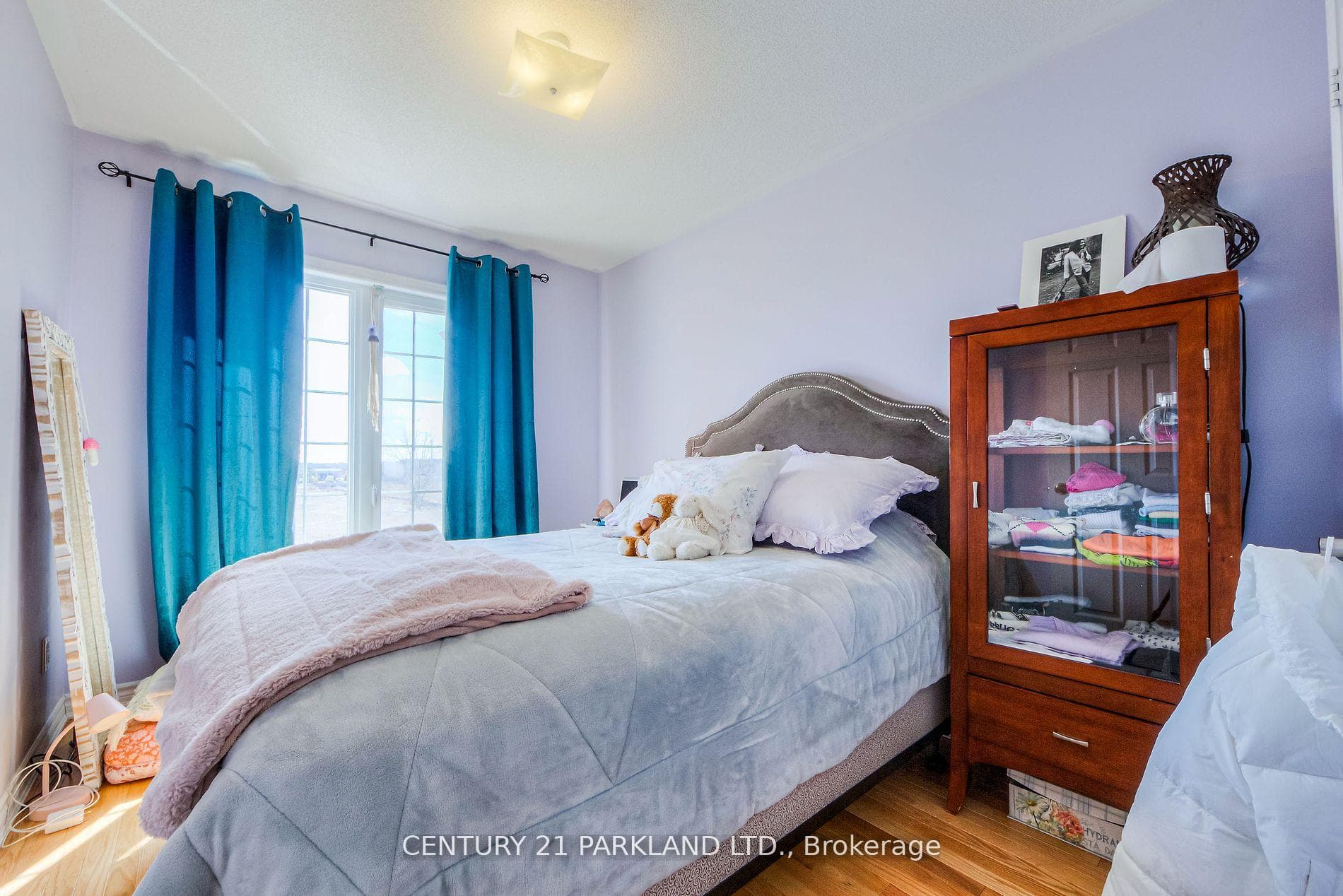 178 Farooq Boulevard photo 31