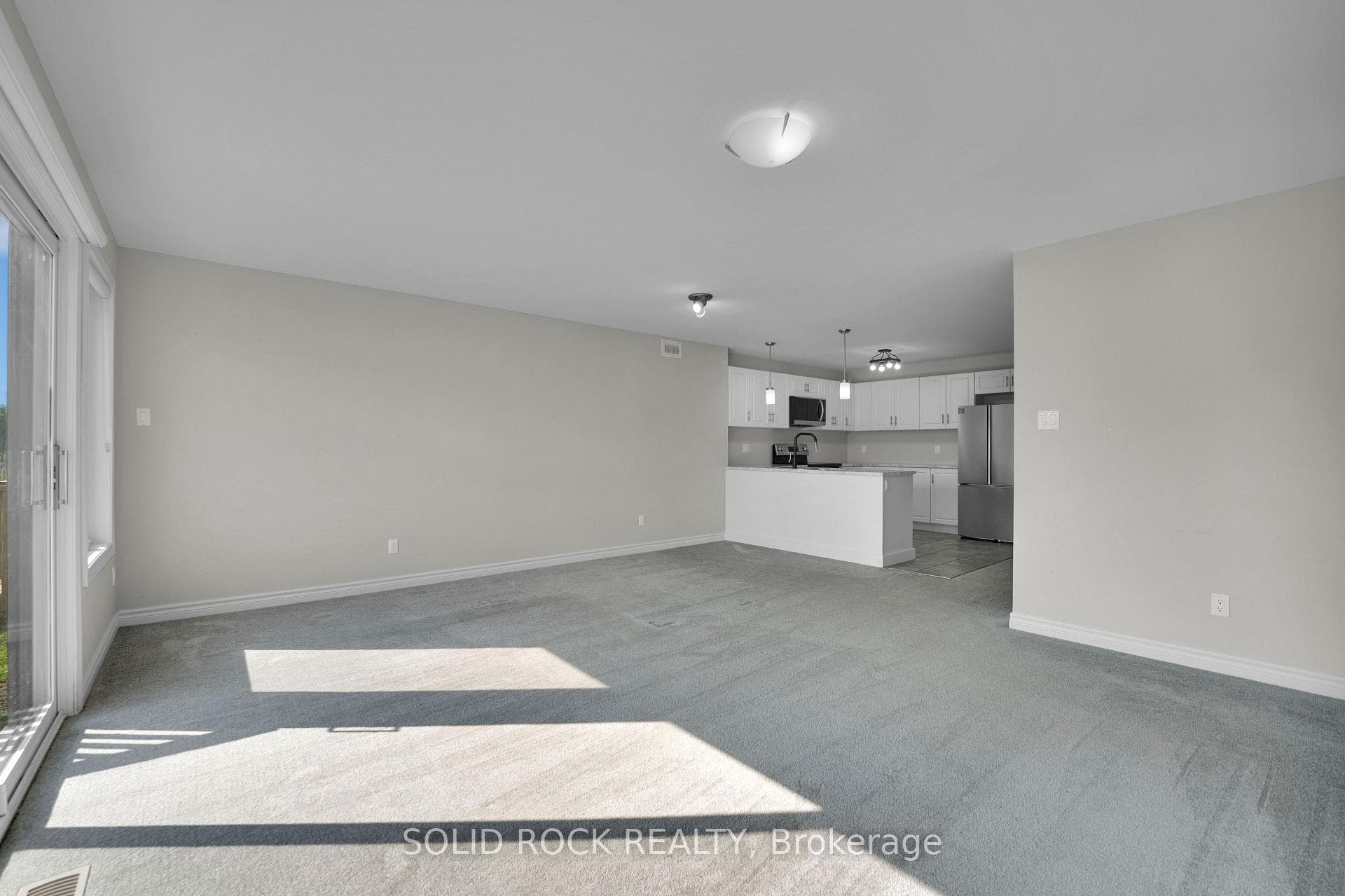 82 O'Donovan Drive photo 13