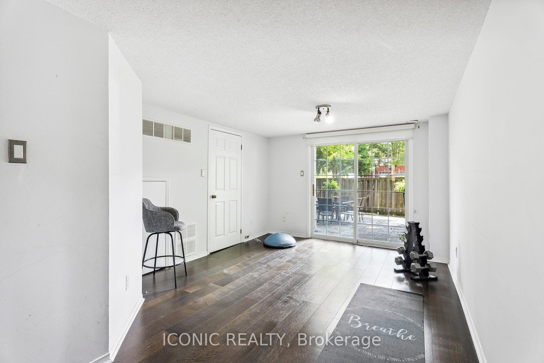 31 Mosaics Avenue Unit 70 photo 15