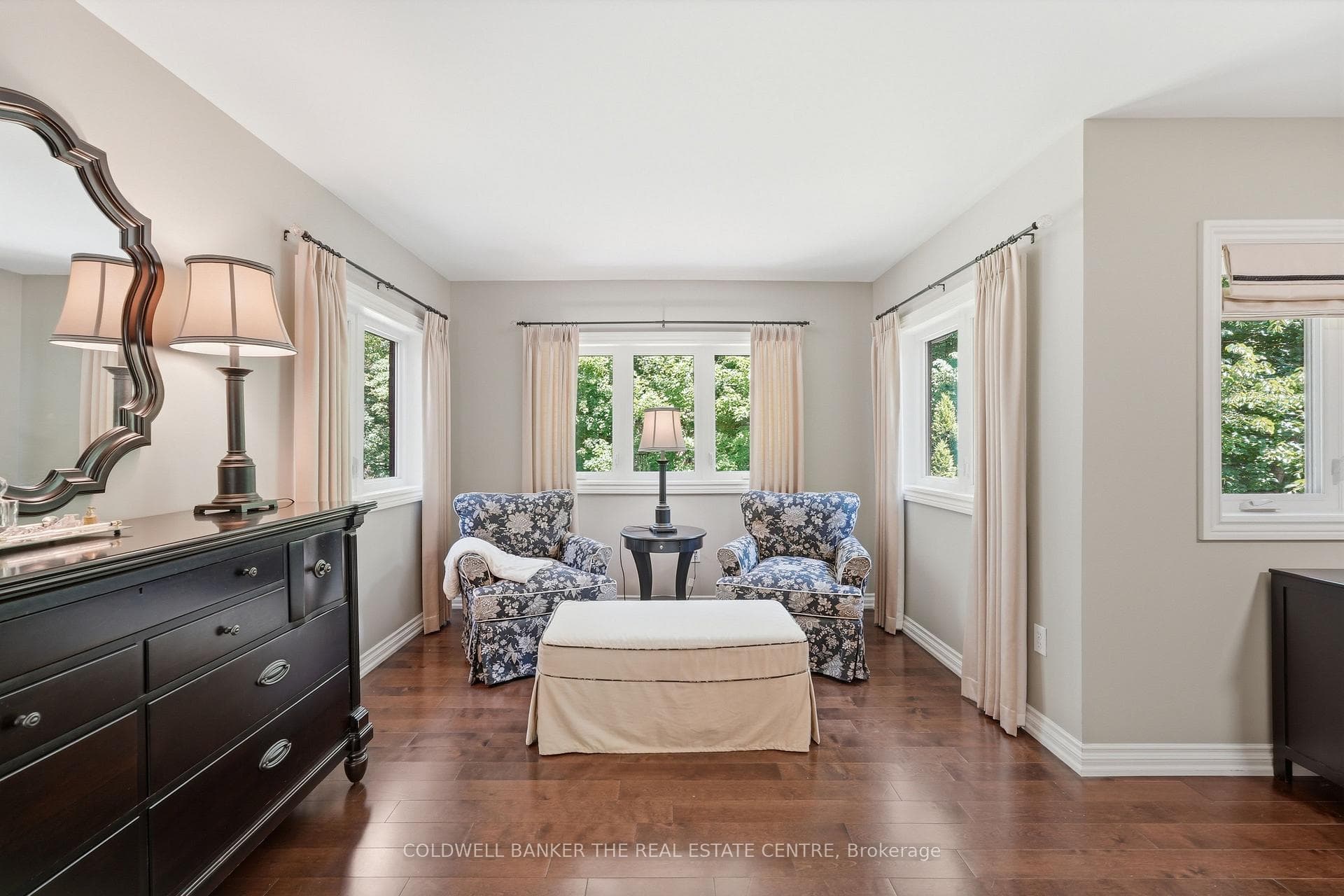 Primary Bedroom Sitting Area