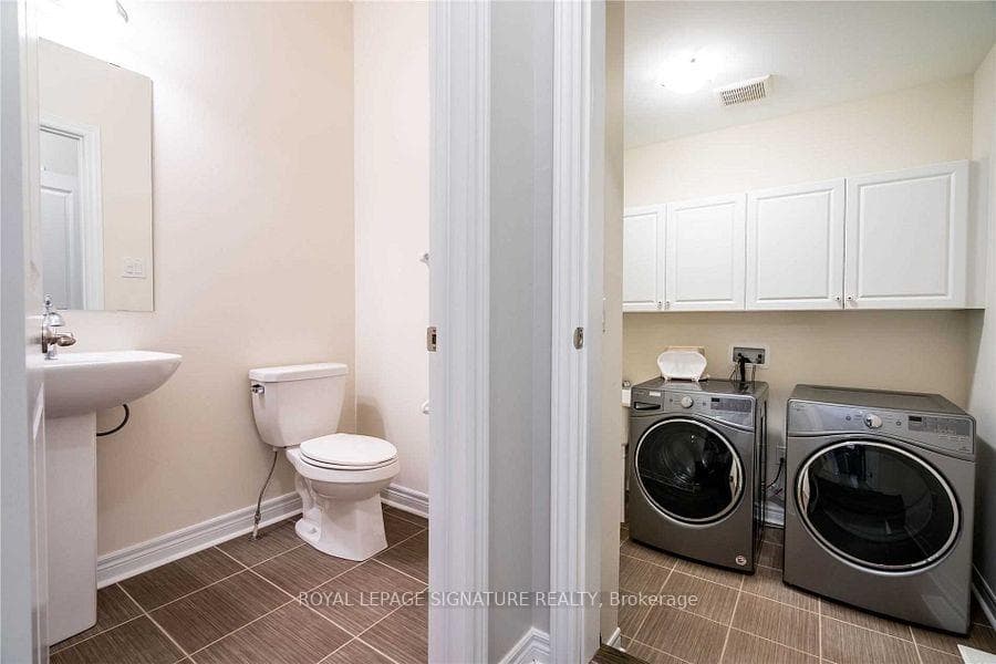 3075 Gardenia Gate photo 10
