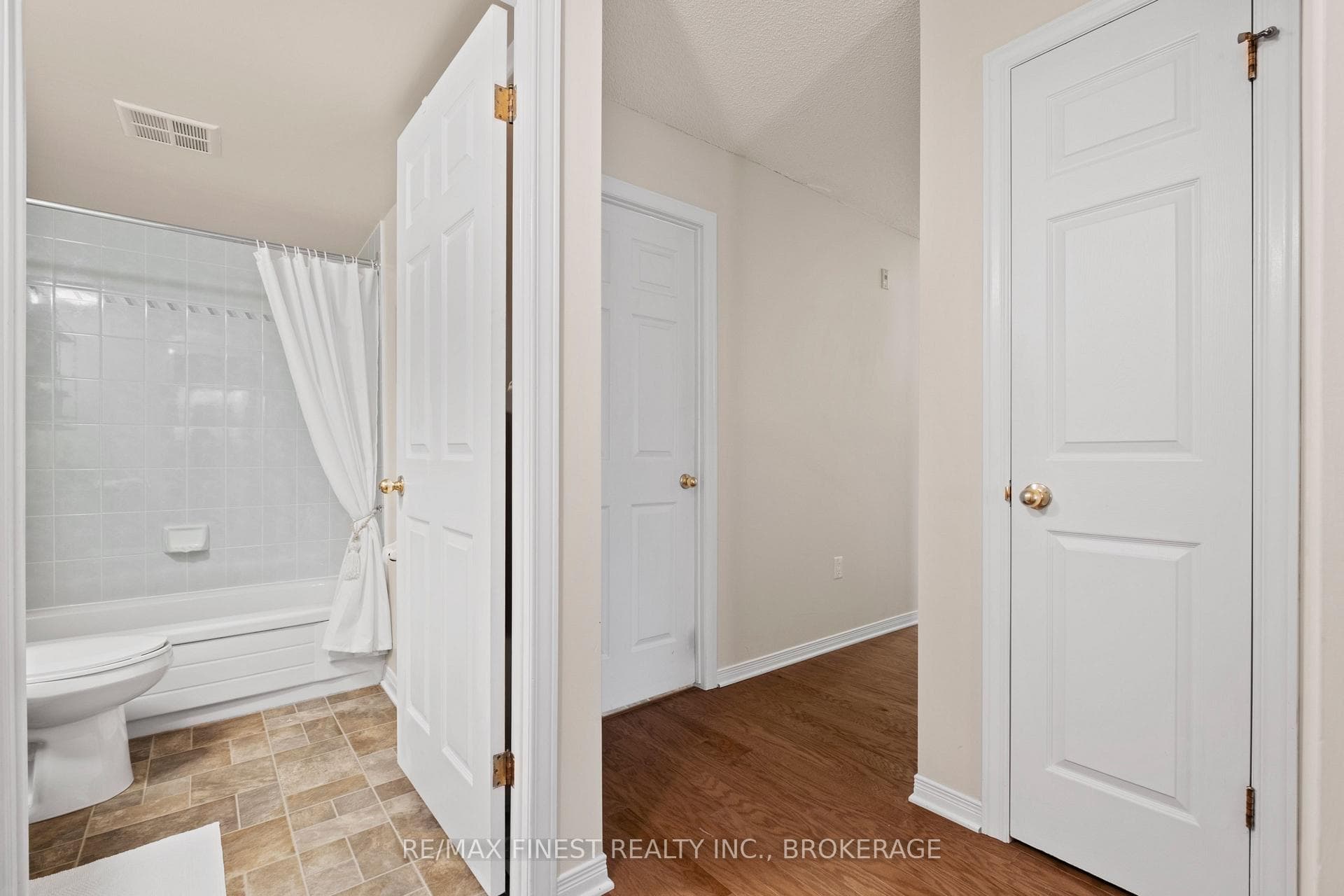 675 Davis Drive Unit 209 photo 28