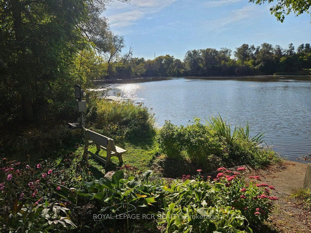 1065 On Bogart Circle photo 31