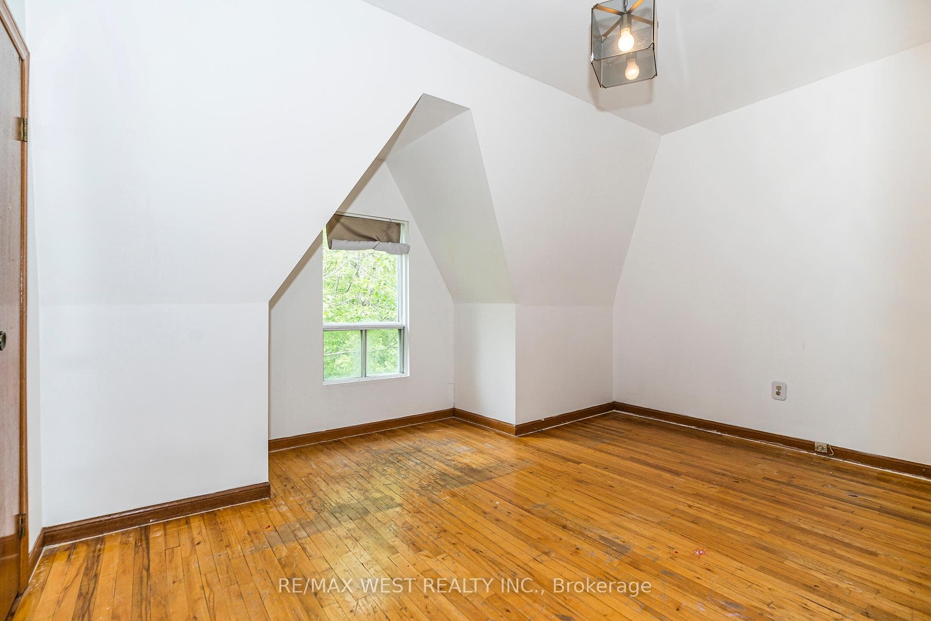 248 Rustic Road photo 20