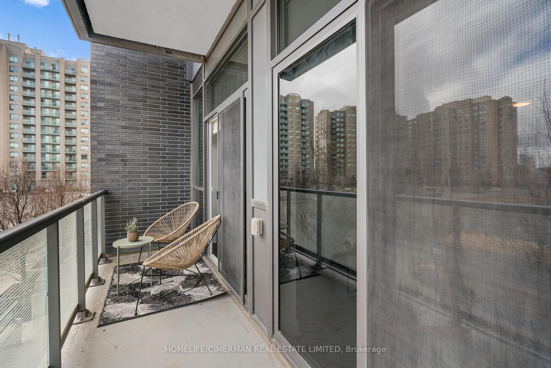 55 Oneida Crescent Unit 201 photo 21