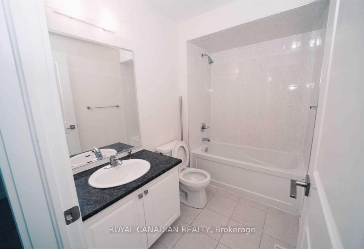 367 Veterans Drive Unit 2 photo 7