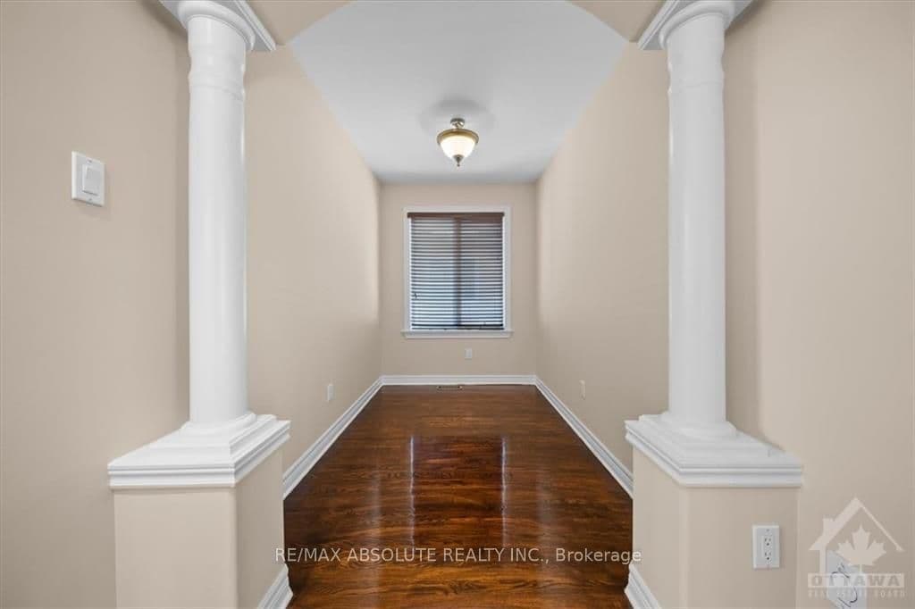 33 HARTSMERE Drive photo 26