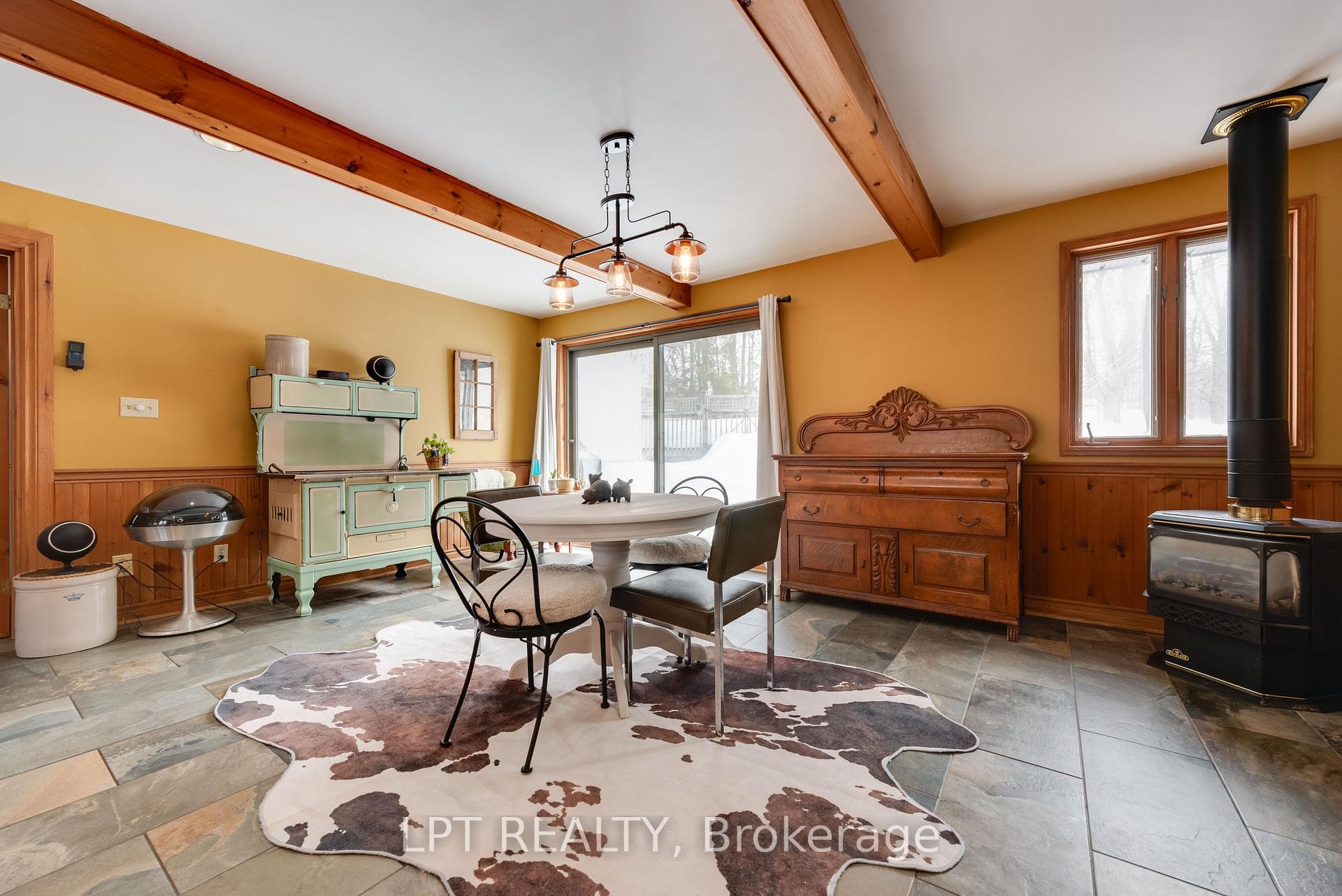 3923 Guest Road photo 5