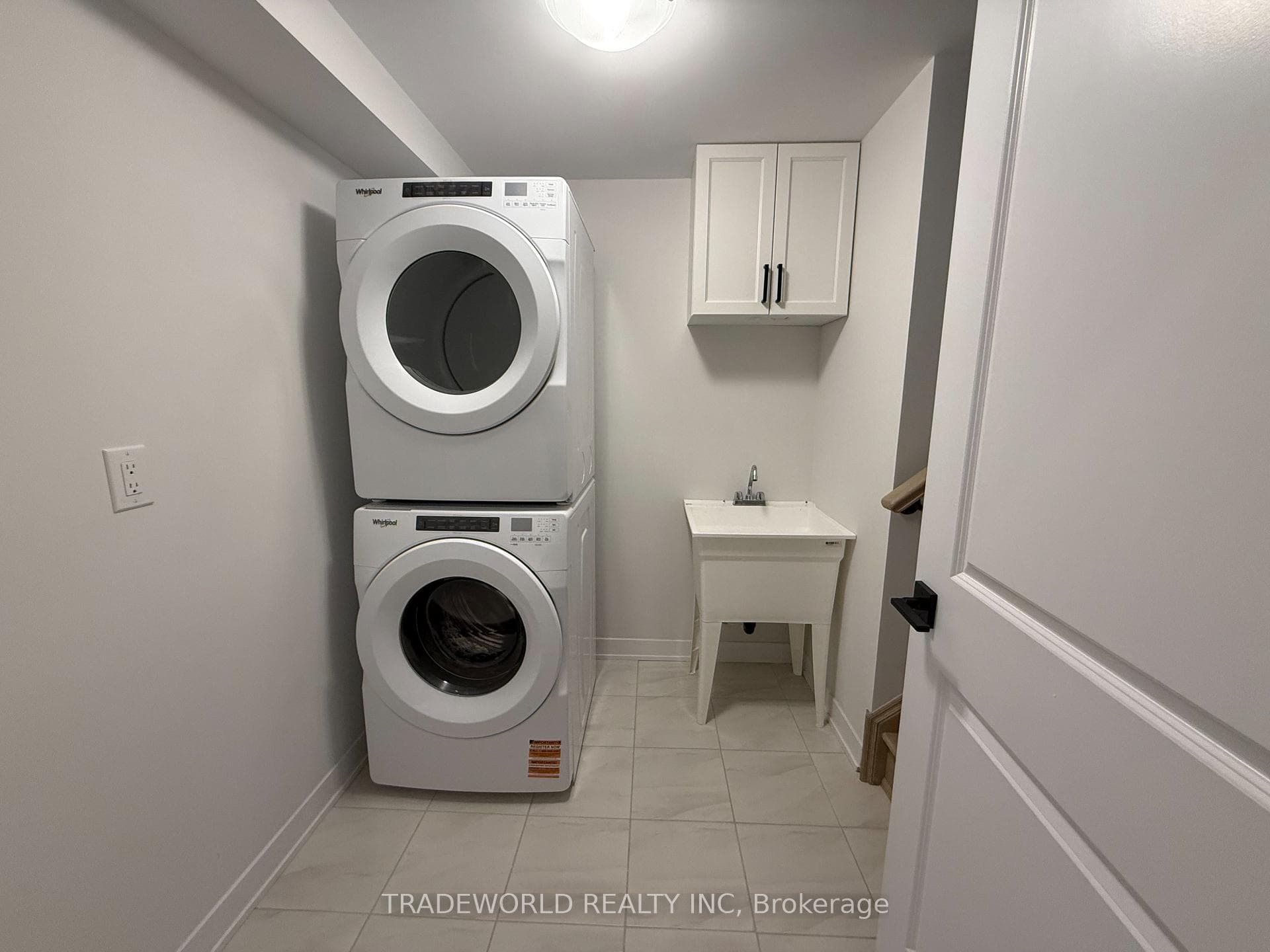 35 John Canning Way photo 12