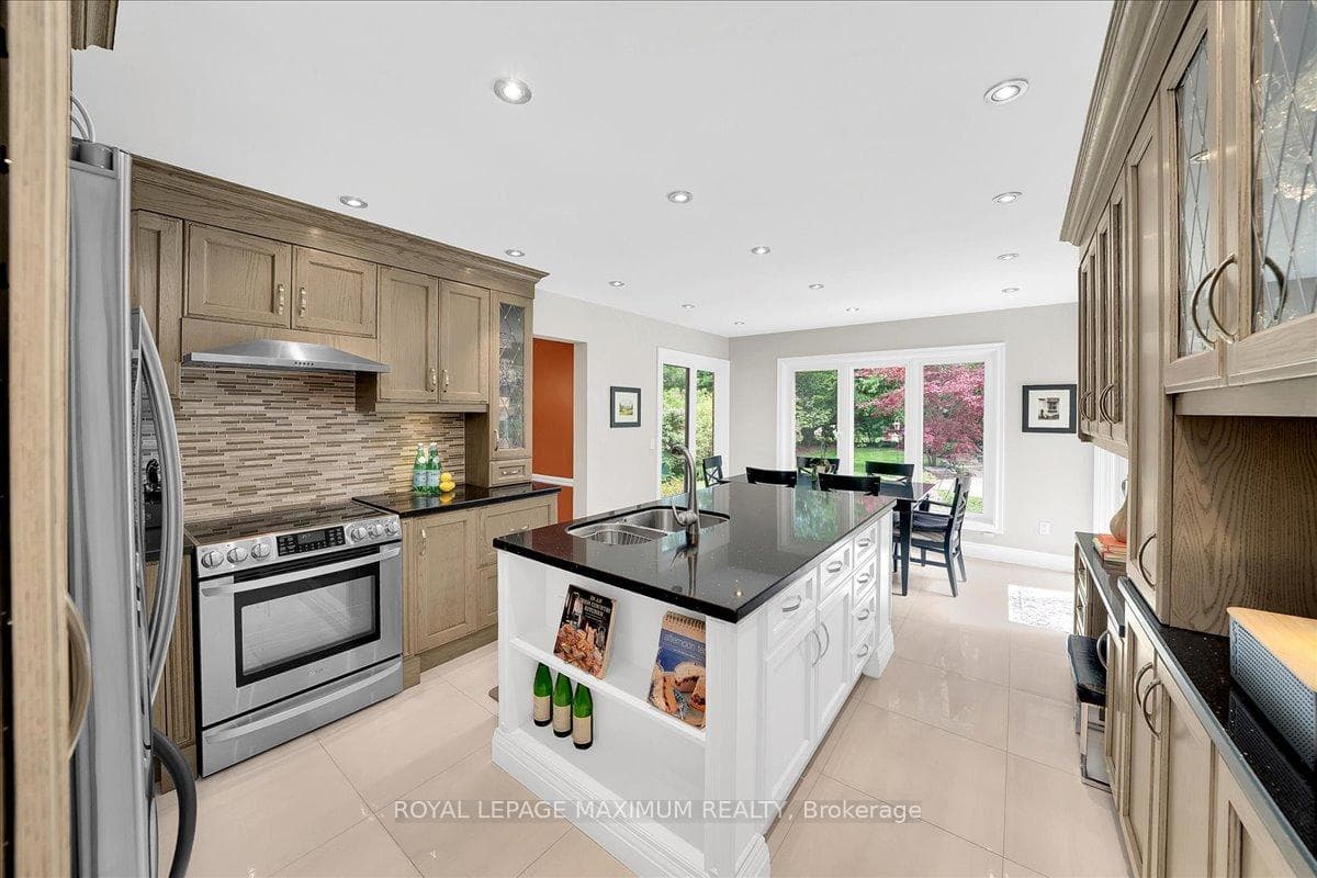 62 Montgomery Court photo 11