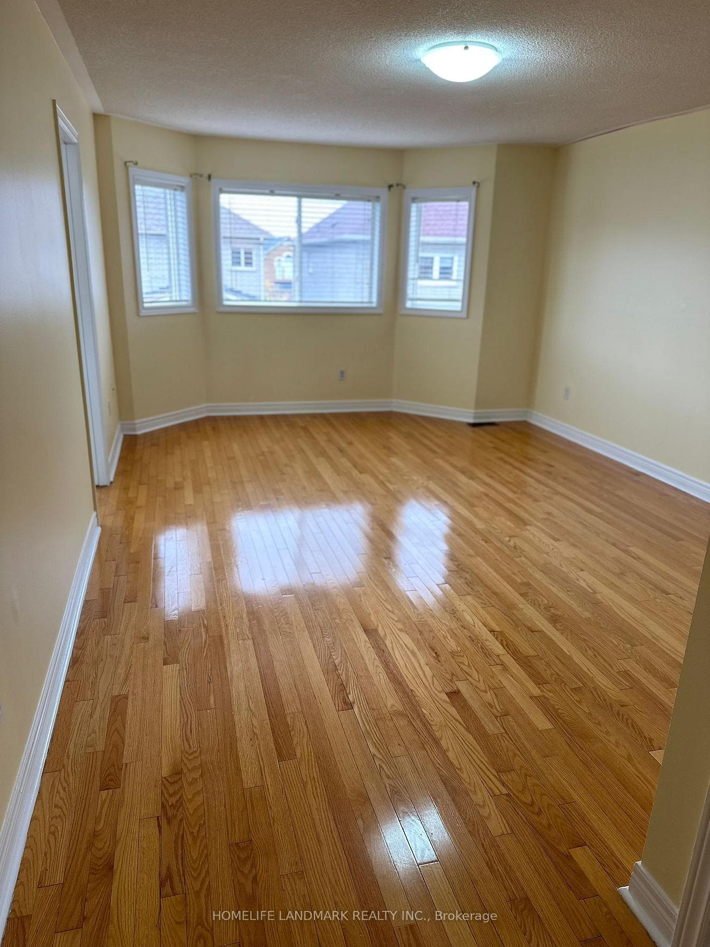 544 Matisse Place photo 14
