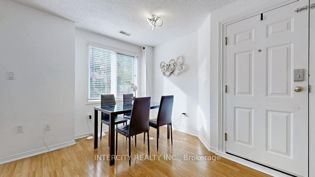 75 Weldrick Road Unit 731 photo 9