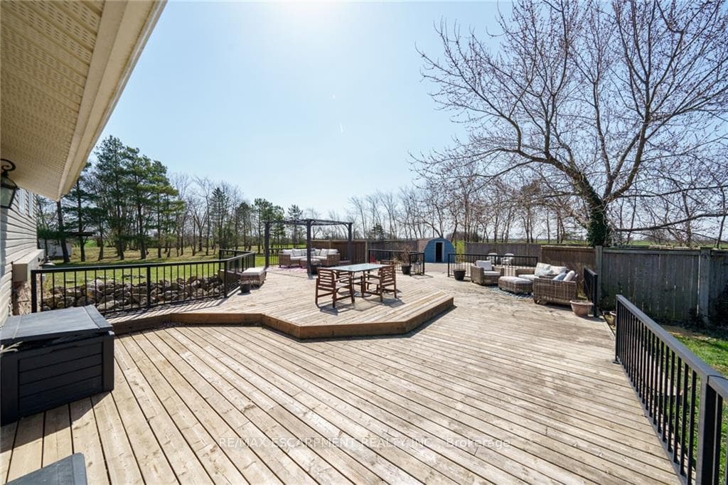 991 Haldibrook Road photo 29