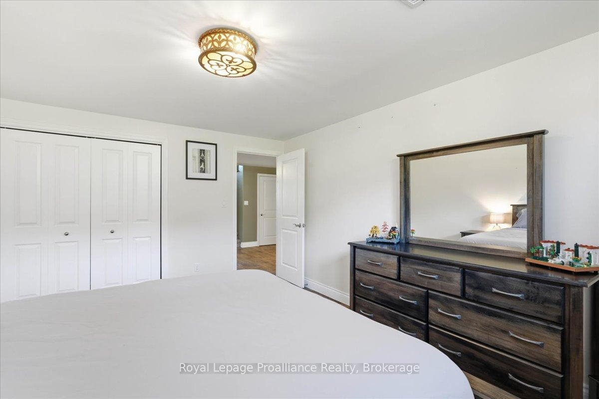 13 Freedom Crescent photo 35