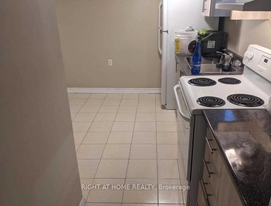 91 Granger Avenue Unit Basement photo 3
