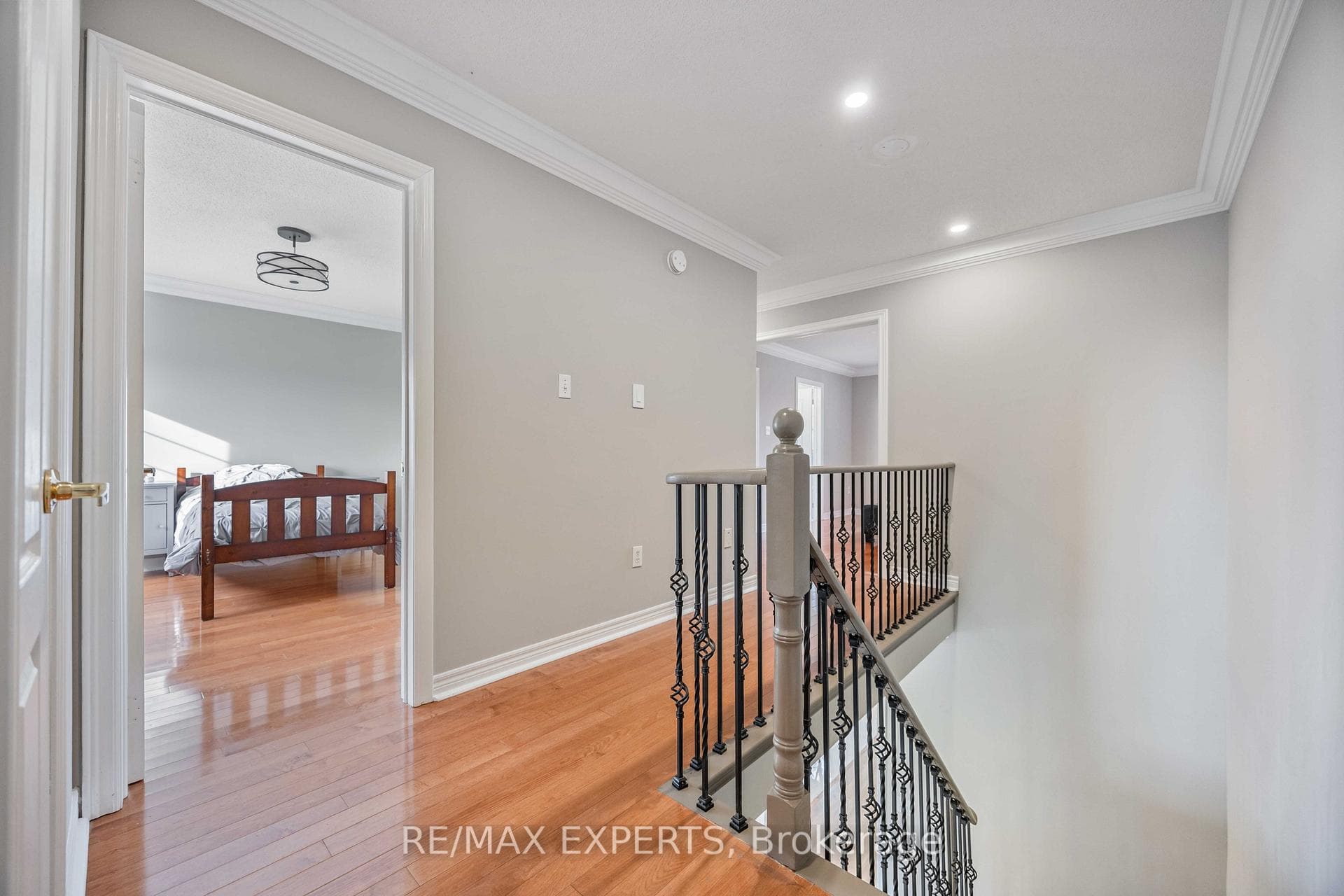 77 Starling Boulevard photo 17