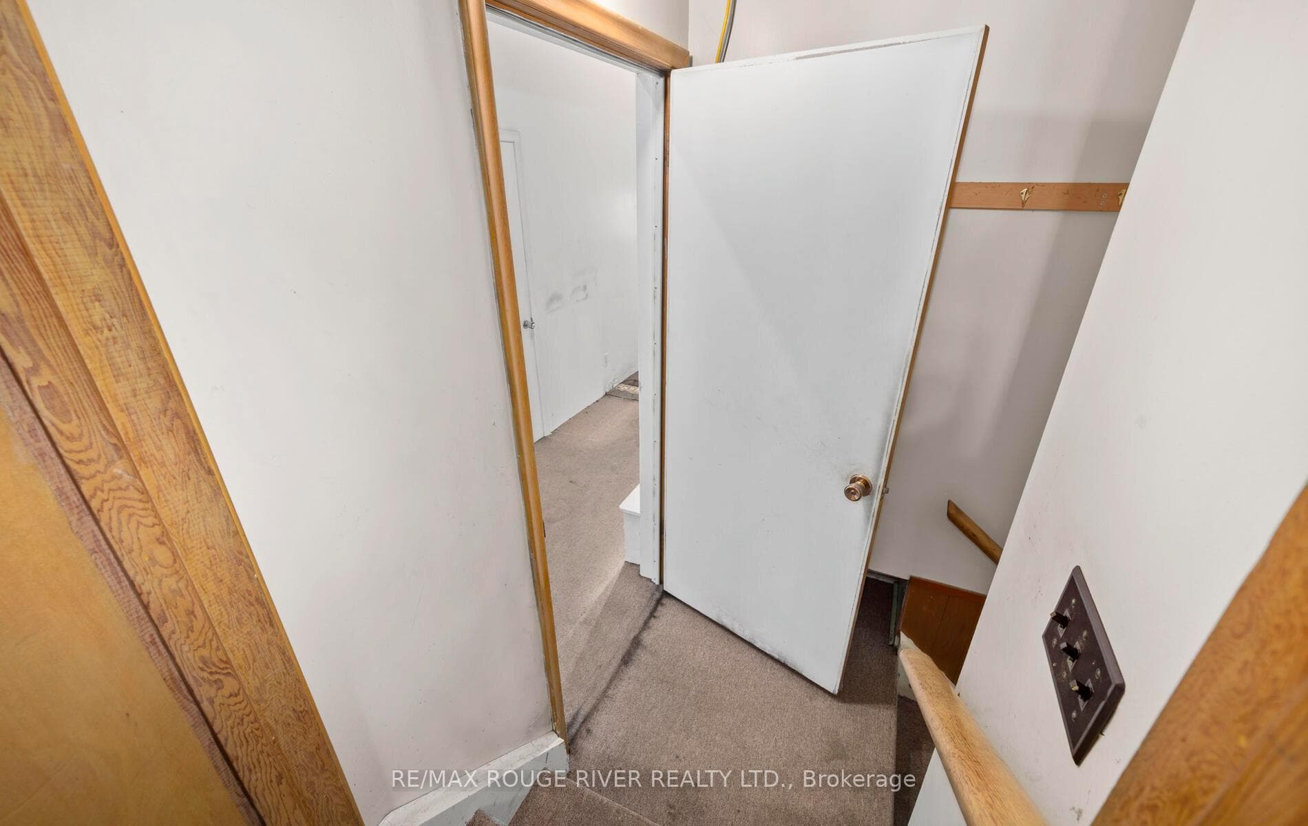 1180 Belvedere Avenue photo 18